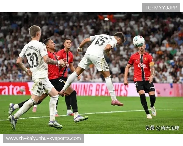 马洛卡凭借全队团结拼搏成功保级 留在西甲赛场 马洛卡凭借全队团结拼搏成功保级 留在西甲赛场